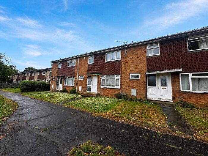 3 Bedroom Terraced House To Rent In The Briars, Briars Hill, Northampton, NN4