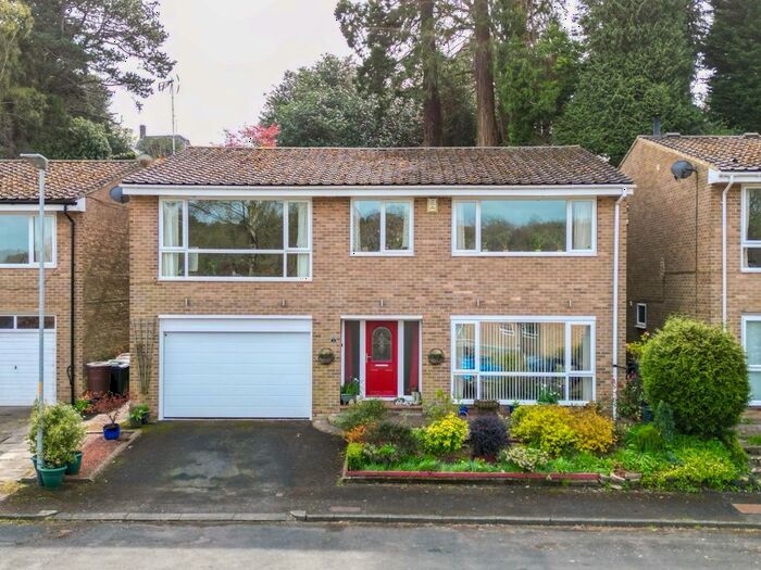 3 Bedroom Detached House For Sale In Church Close, Riding Mill, NE44