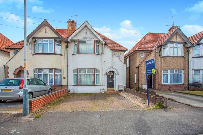 3 Bedroom Property To Rent In Thornton Avenue, West Drayton UB7