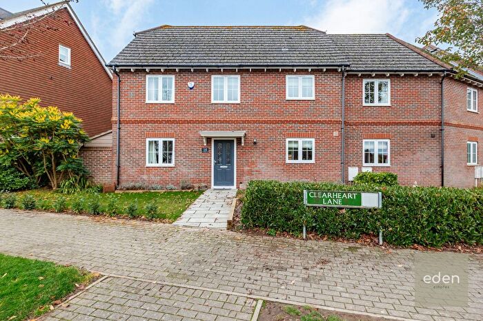 5 Bedroom Semi-Detached House For Sale In Clearheart Lane, Kings Hill, ME19