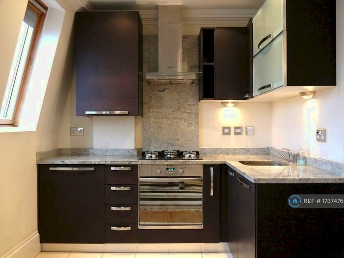 1 Bedroom Flat To Rent In Hornsey Road, London, N19