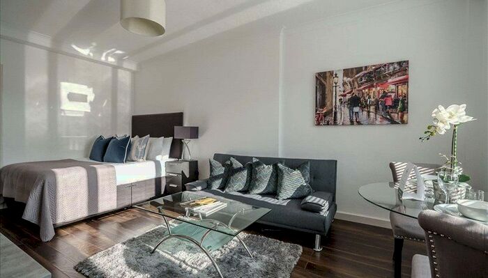 Studio To Rent In Hill Street, London, W1J