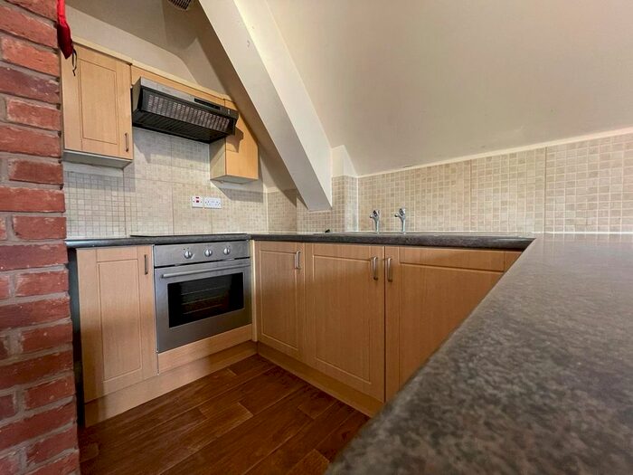 2 Bedroom Flat To Rent In Churchgate Mews, Loughborough LE11