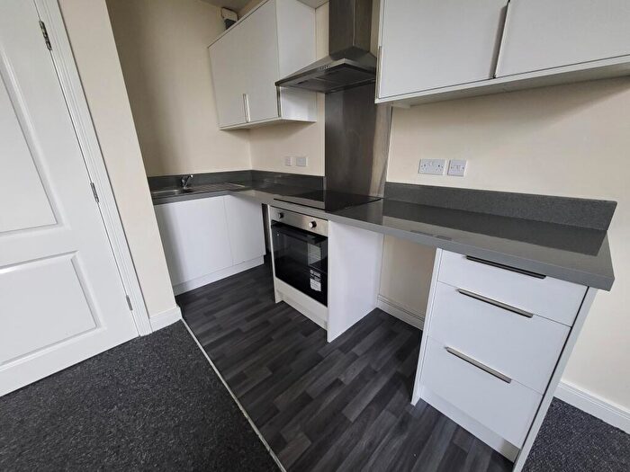 1 Bedroom Flat To Rent In Flat, - Hessle Road, HU3
