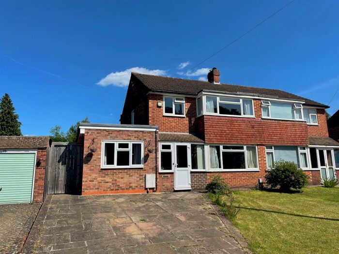 4 Bedroom Semi-Detached House To Rent In Prescott Avenue, Petts Wood, BR5