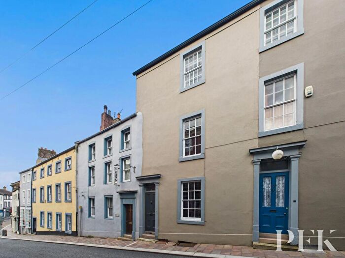 3 Bedroom Terraced House For Sale In Castlegate, Cockermouth, CA13