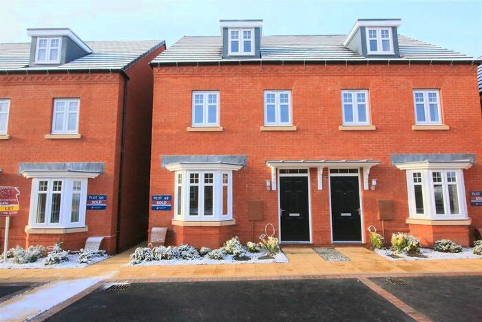 3 Bedroom Semi-Detached House To Rent In Lincoln Drive, Houlton, Rugby CV23