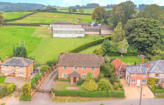 4 Bedroom Detached House For Sale In Upper Chute, Andover, Hampshire, SP11
