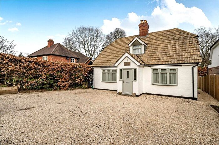 3 Bedroom Detached House To Rent In Crossways, Churt, Farnham, Surrey, GU10