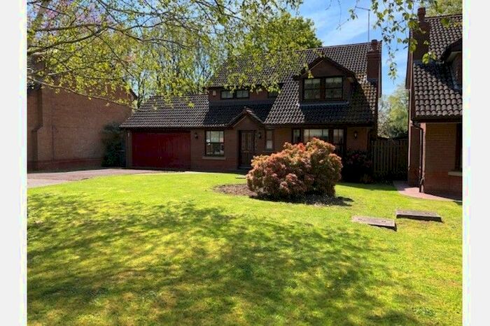 4 Bedroom Detached House To Rent In Strutt Close, Edgbaston, Birmingham, B15