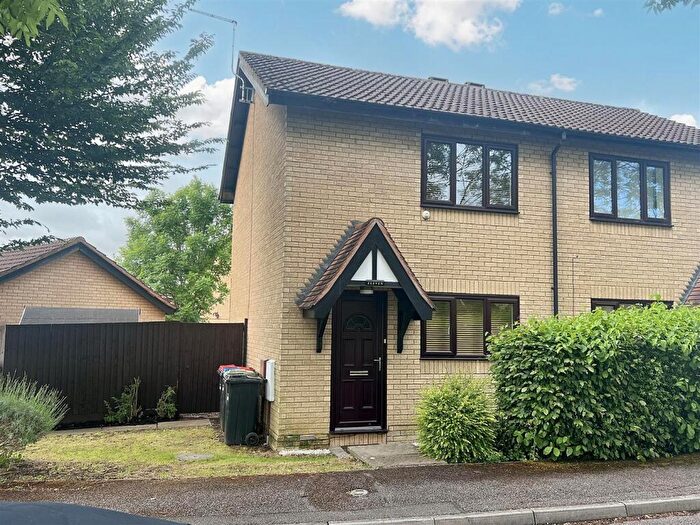 2 Bedroom House To Rent In Spoonley Wood, Bancroft Park, Milton Keynes, MK13