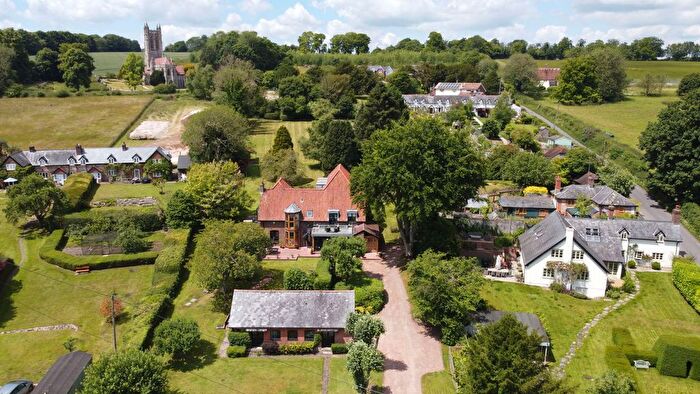 5 Bedroom Detached House For Sale In Brookside, Northington, Alresford, SO24