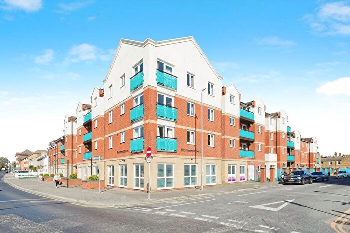 1 Bedroom Retirement Property For Sale In Richmond Street, Herne Bay, CT6