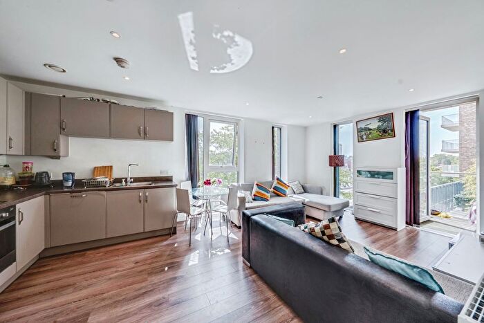 2 Bedroom Flat For Sale In Victory Parade, London, SE18