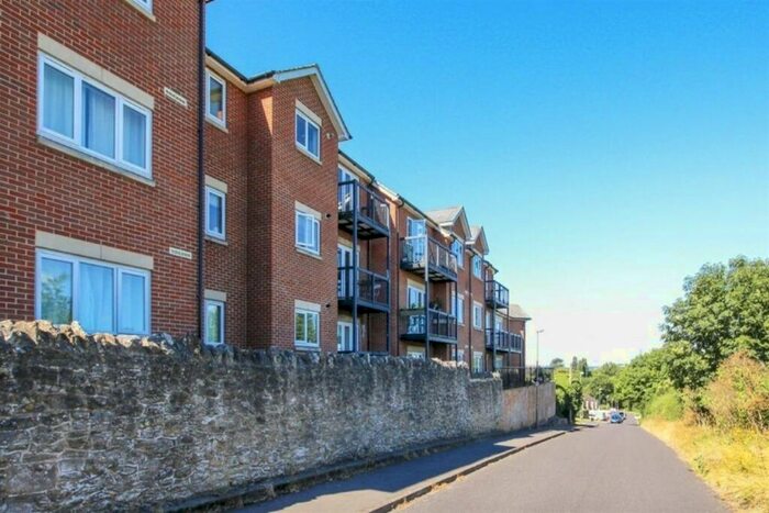 2 Bedroom Apartment To Rent In William Morris Close, Temple Cowley, Oxford, OX4
