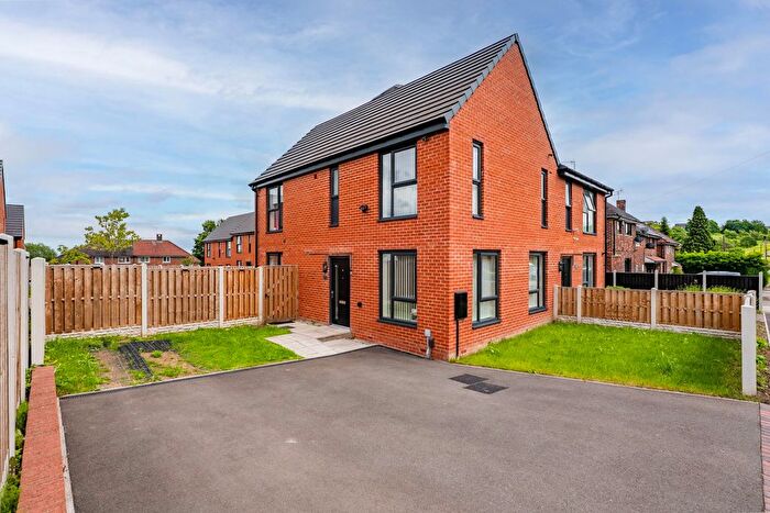3 Bedroom Semi-Detached House For Sale In Manor Park Crescent, Sheffield, S2