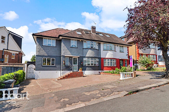 6 Bedroom Semi Detached House For Sale In Wells Gardens, Ilford, IG1