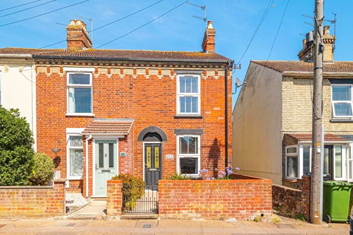 2 Bedroom End Of Terrace House For Sale In Stradbroke Road, Gorleston, NR31