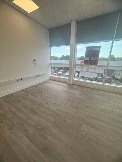 Detached House To Rent In Cowbridge Road West, Cardiff, CF5