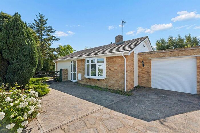 2 Bedroom Detached Bungalow For Sale In Highfields Avenue, Herne Bay, CT6