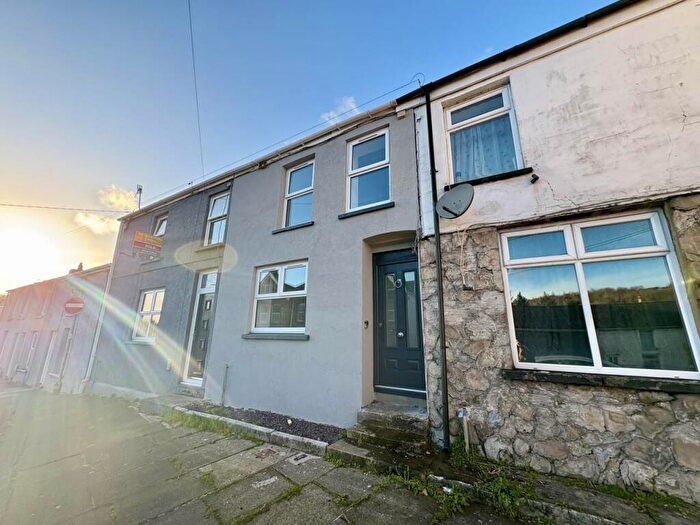 3 Bedroom Terraced House To Rent In High Street, Maesteg, CF34