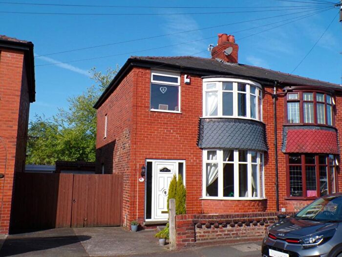 3 Bedroom Semi Detached House For Sale In Stansfield Road, Failsworth, Manchester, M35