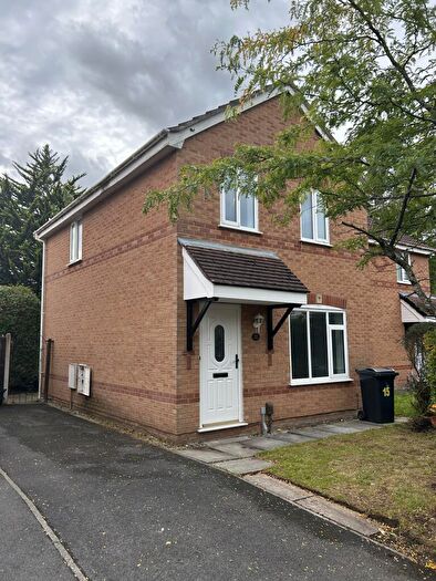 3 Bedroom Semi-Detached House To Rent In Rotheram Close, L36