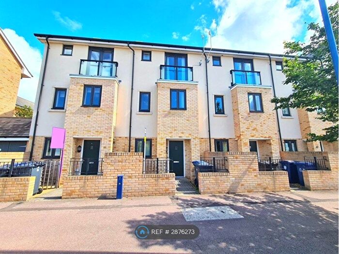 4 Bedroom Terraced House To Rent In Ring Fort Road, Cambridge, CB4