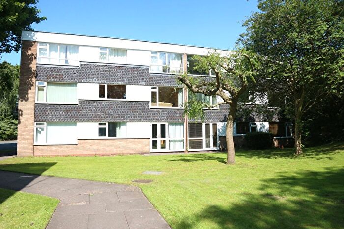 2 Bedroom Flat To Rent In Milcote Road, Solihull, West Midlands, B91