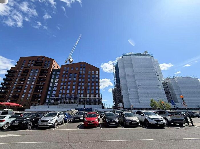 1 Bedroom Flat For Sale In Burlington Street, New Malden, London, KT3