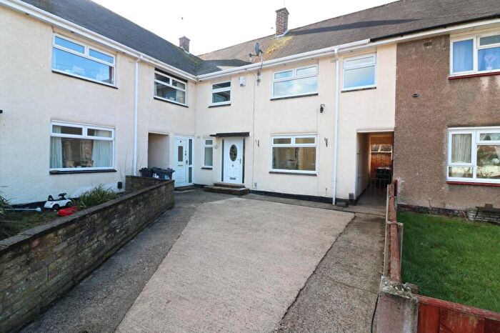 4 Bedroom Terraced House To Rent In Hardy Close, Great Sutton, Ellesmere Port, Cheshire, CH66