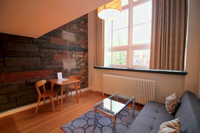 1 Bedroom Flat To Rent In Flat, Mcdonald Road, Broughton, Edinburgh, EH7