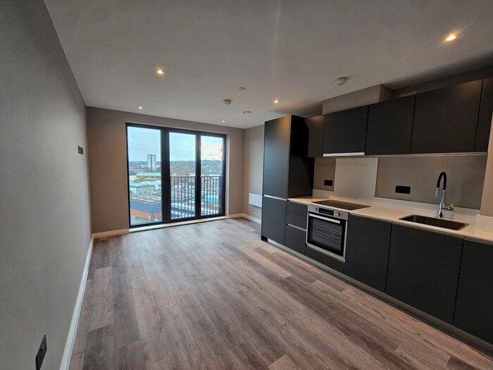 1 Bedroom Flat To Rent In Springwell Road, Leeds, LS12