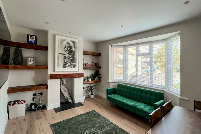 2 Bedroom Ground Maisonette To Rent In Tartar Road, Cobham, KT11