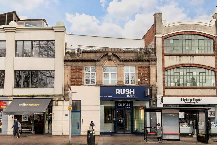 2 Bedroom Flat To Rent In Chiswick High Road, London, W4