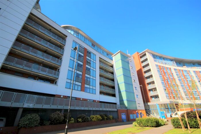 2 Bedroom Flat To Rent In Meath Crescent, Bethnal Green, E2