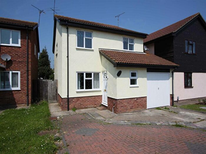 4 Bedroom Detached House To Rent In Staplegrove, Shoeburyness, SS3