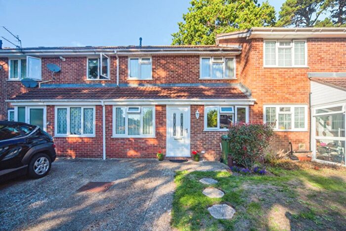 4 Bedroom Terraced House For Sale In Fitzroy Close, Southampton, Hampshire, SO16