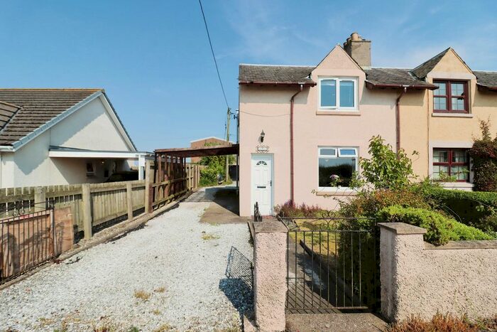 2 Bedroom End Of Terrace House For Sale In Crombie, Dunfermline, KY12