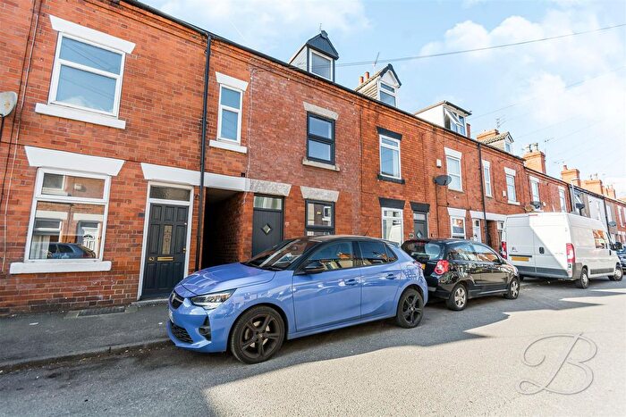 4 Bedroom Terraced House To Rent In Carlingford Road, Hucknall, Nottingham, NG15