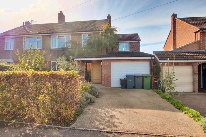 4 Bedroom Semi-Detached House To Rent In Palmer Road, Trowbridge, BA14