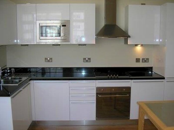 1 Bedroom Flat To Rent In Hayes Road, Sully, Penarth, CF64