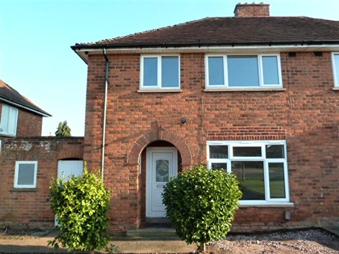 3 Bedroom Semi-Detached House To Rent In Holbeche Road, Sutton Coldfield, B75