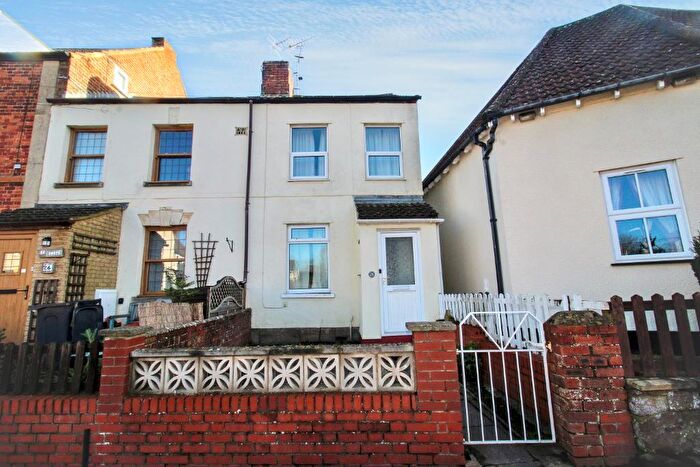 2 Bedroom End Of Terrace House For Sale In Marybrooke Street, Berkeley, Gloucester, GL13