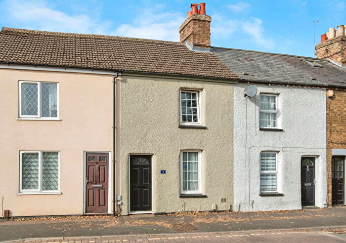 2 Bedroom Terraced House For Sale In Bedford Road, Shefford, SG17