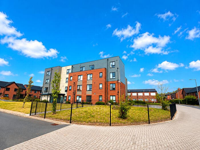 2 Bedroom Flat For Sale In Blossom House, Strawberry Avenue, Heaviley, Stockport, SK1