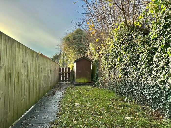 2 Bedroom End Of Terrace House To Rent In Long Street, Easingwold, York, YO61