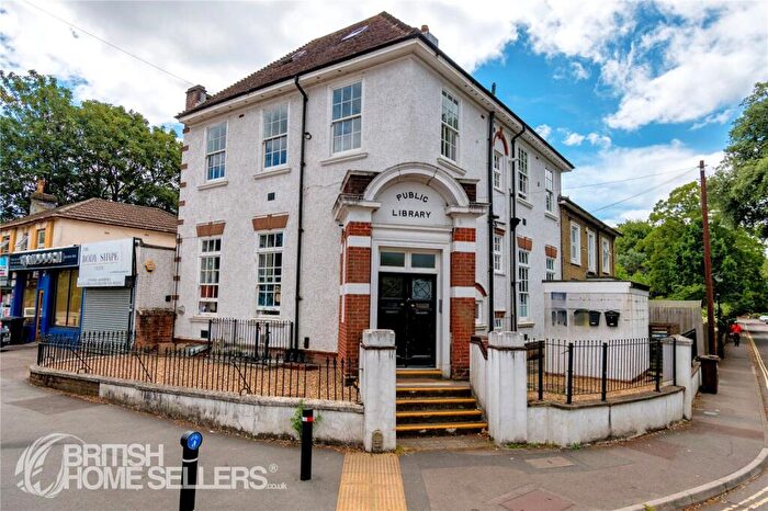 1 Bedroom Apartment For Sale In Oak Road, Southampton, Hampshire, SO19