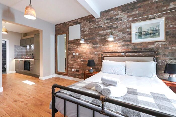 1 Bedroom Flat To Rent In Midland Road, St. Philips, Bristol, BS2