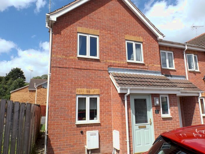 3 Bedroom Semi-Detached House To Rent In Heathfield Way, Mansfield, NG18